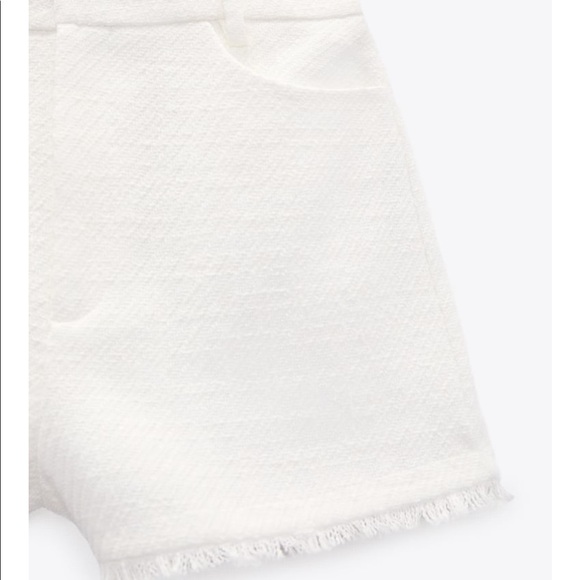 Zara White Structured Shorts - Picture 6 of 8